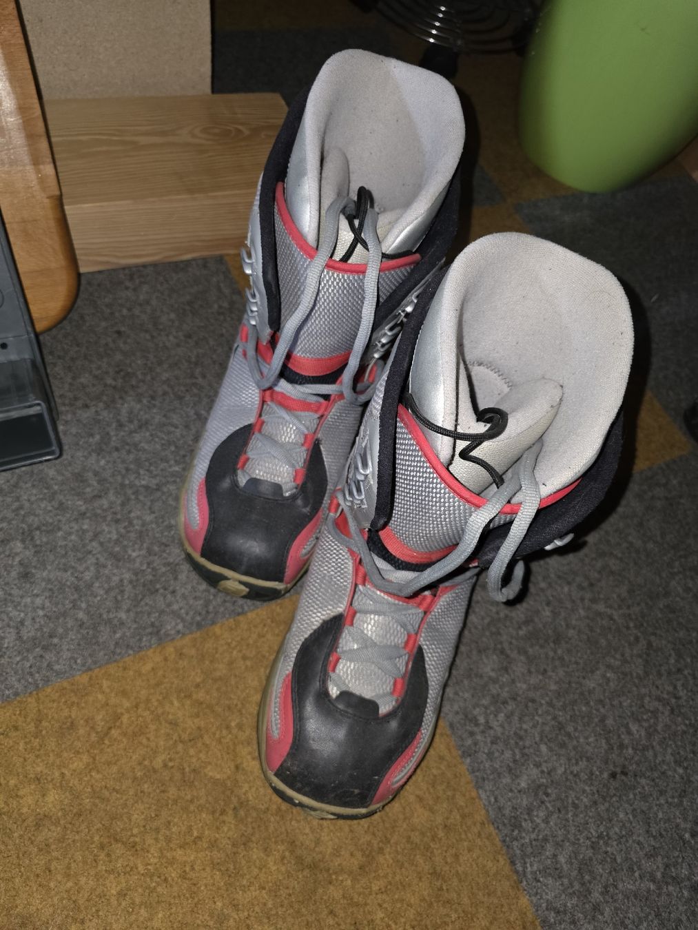Snowboard Nitro Board: Snowboard Nitro + Boots  – Usato da La Roche FR venduto da jer_sb9f 3