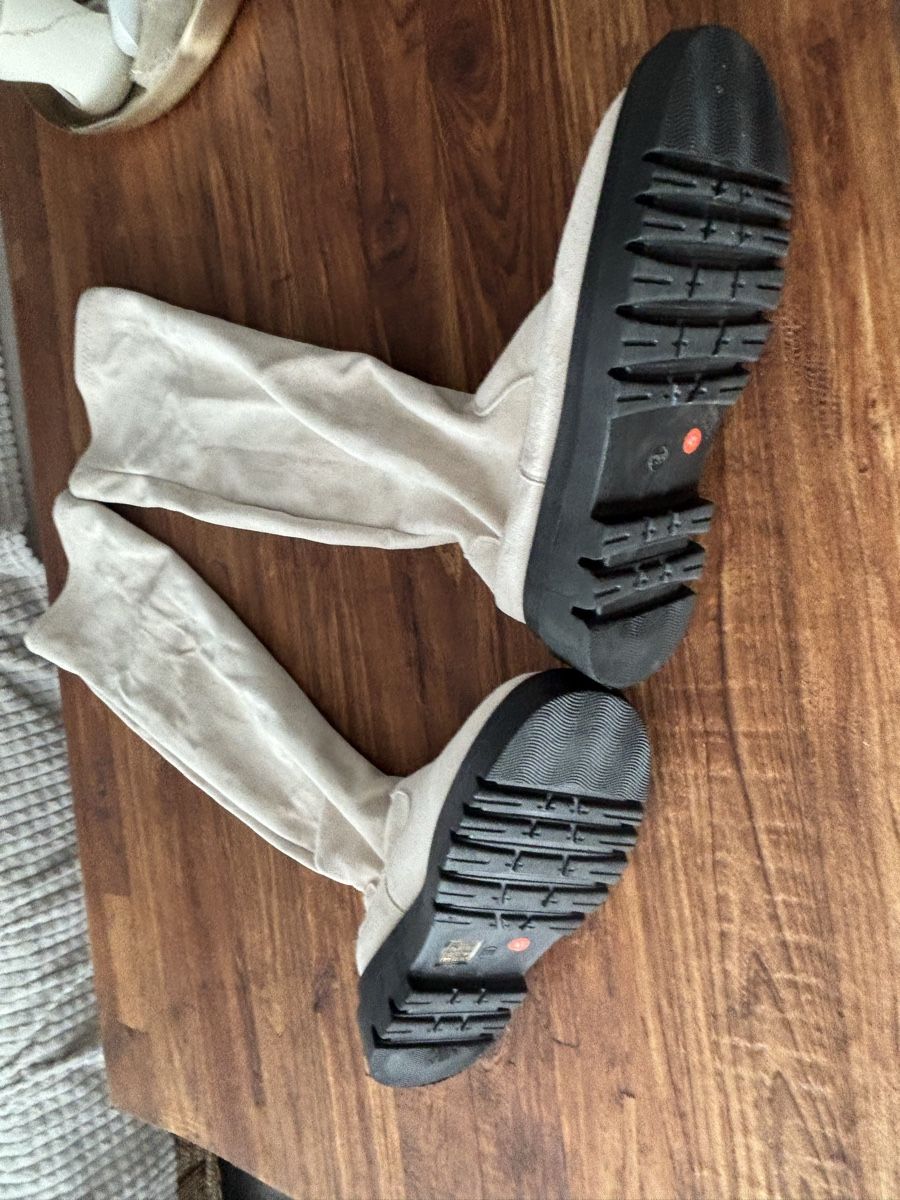 Scarpe da uomo: Overkniestiefel gr.41 – Nuovo (secondo la descrizione) da Zug venduto da Biki72 1