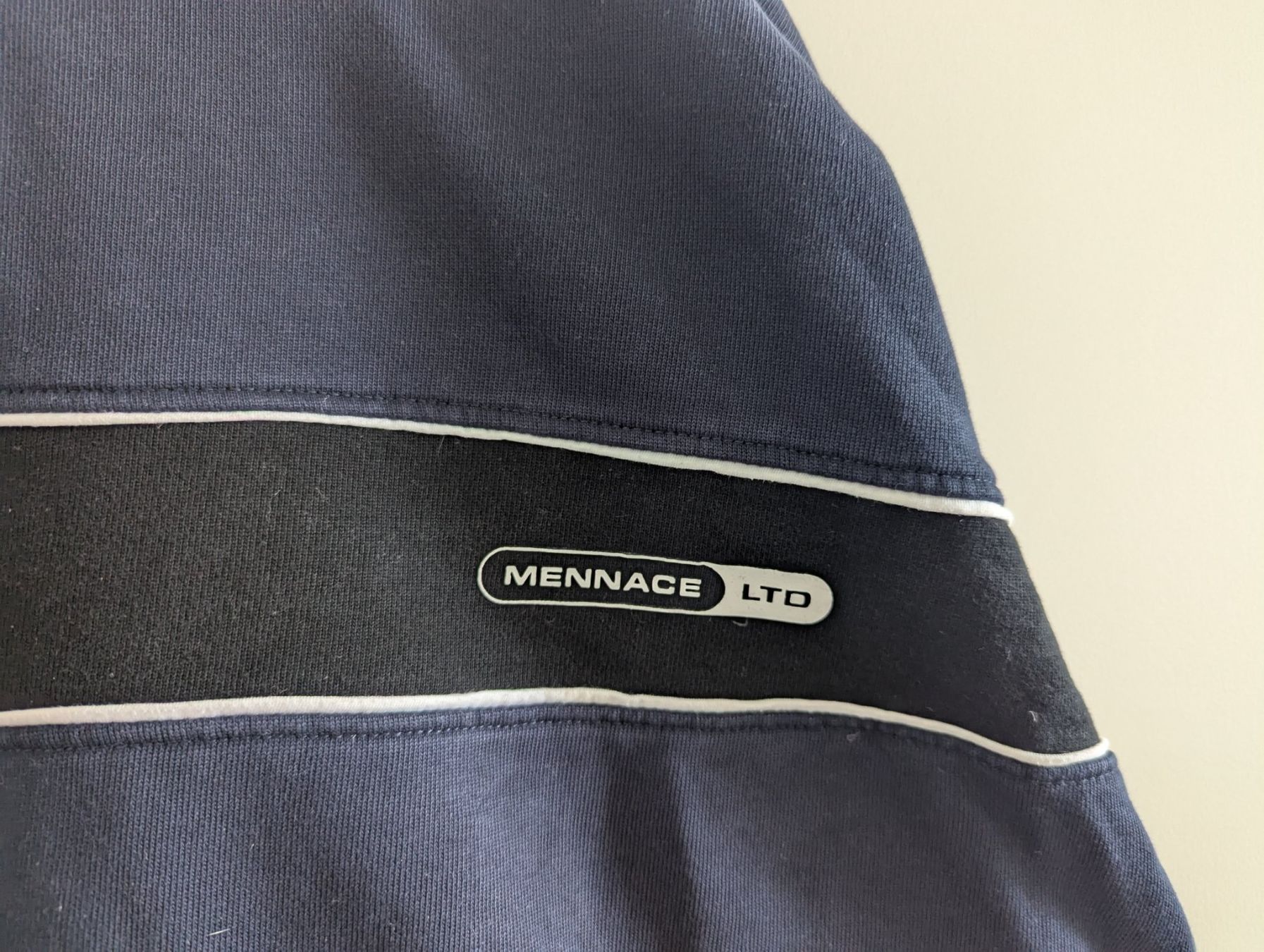 Pulls & Sweat-shirts: Mennace LTD Pullover | Grösse S Oversized – D'occasion à Wolfhausen par janine621 1