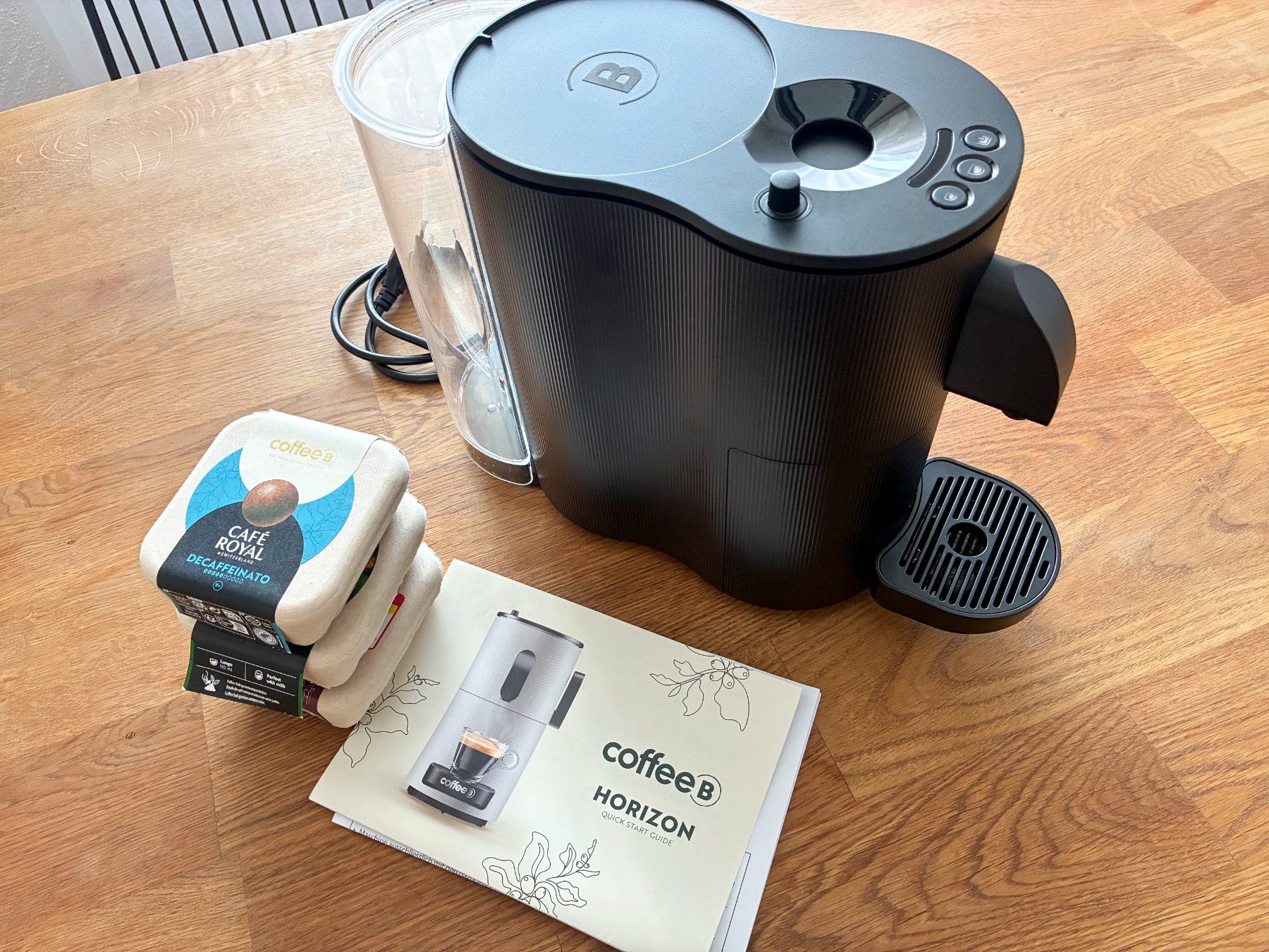 Coffee B Kaffeemaschinen & Espressomaschinen: Cofee B Automat neuwertig – Gebraucht aus Kloten von Photo_Fan