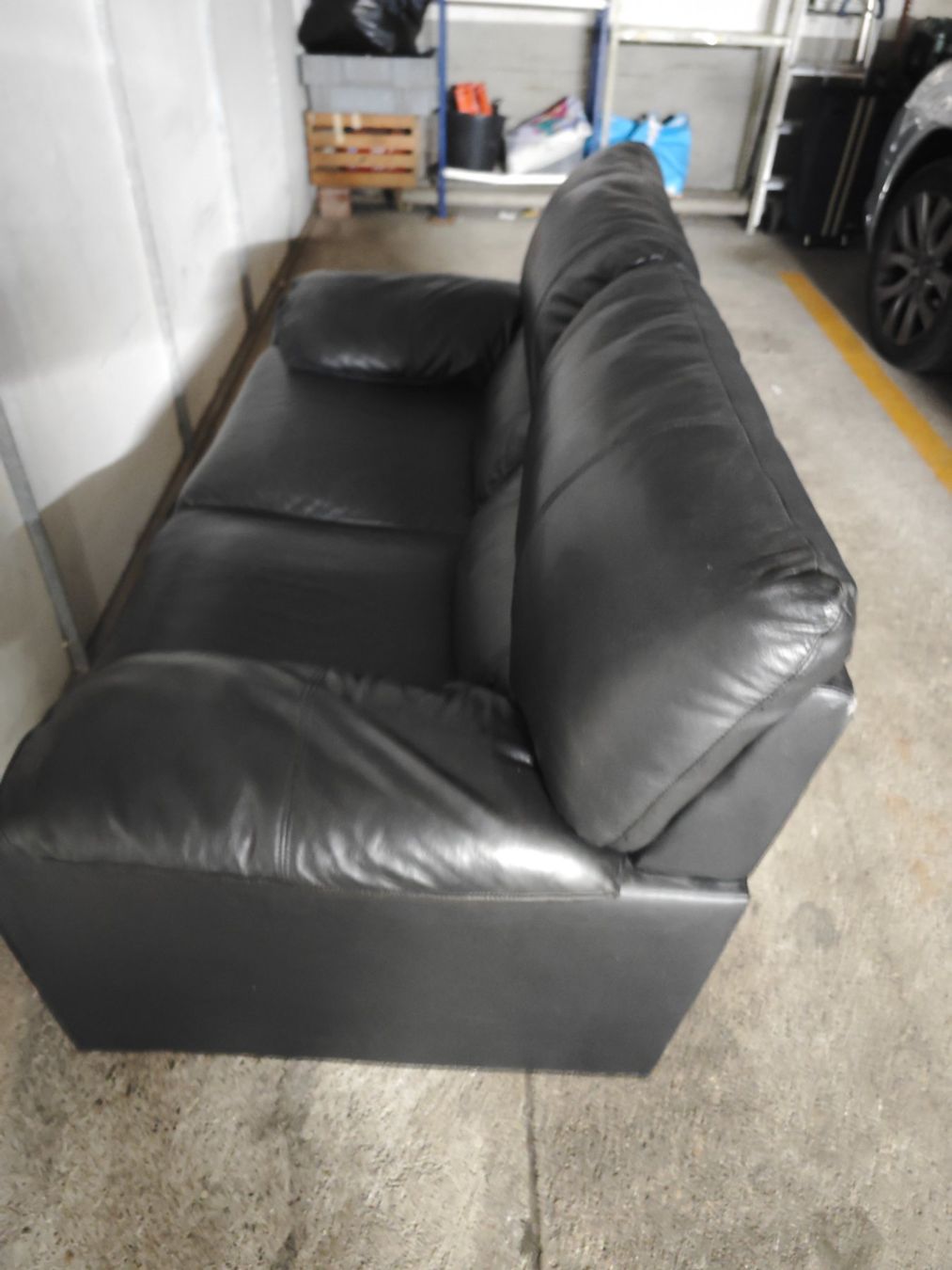 Conforama Divani: Sofa Leder schwarz 2-Sitzer – Usato da Beringen venduto da ble_nw7z 1