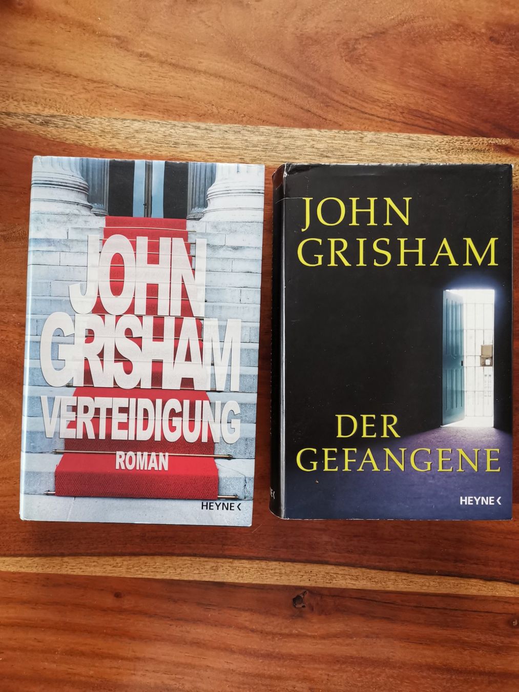 Libri: John Grisham Romane: Verteidigung, Der Gefangene – Usato da Seuzach venduto da Miritha