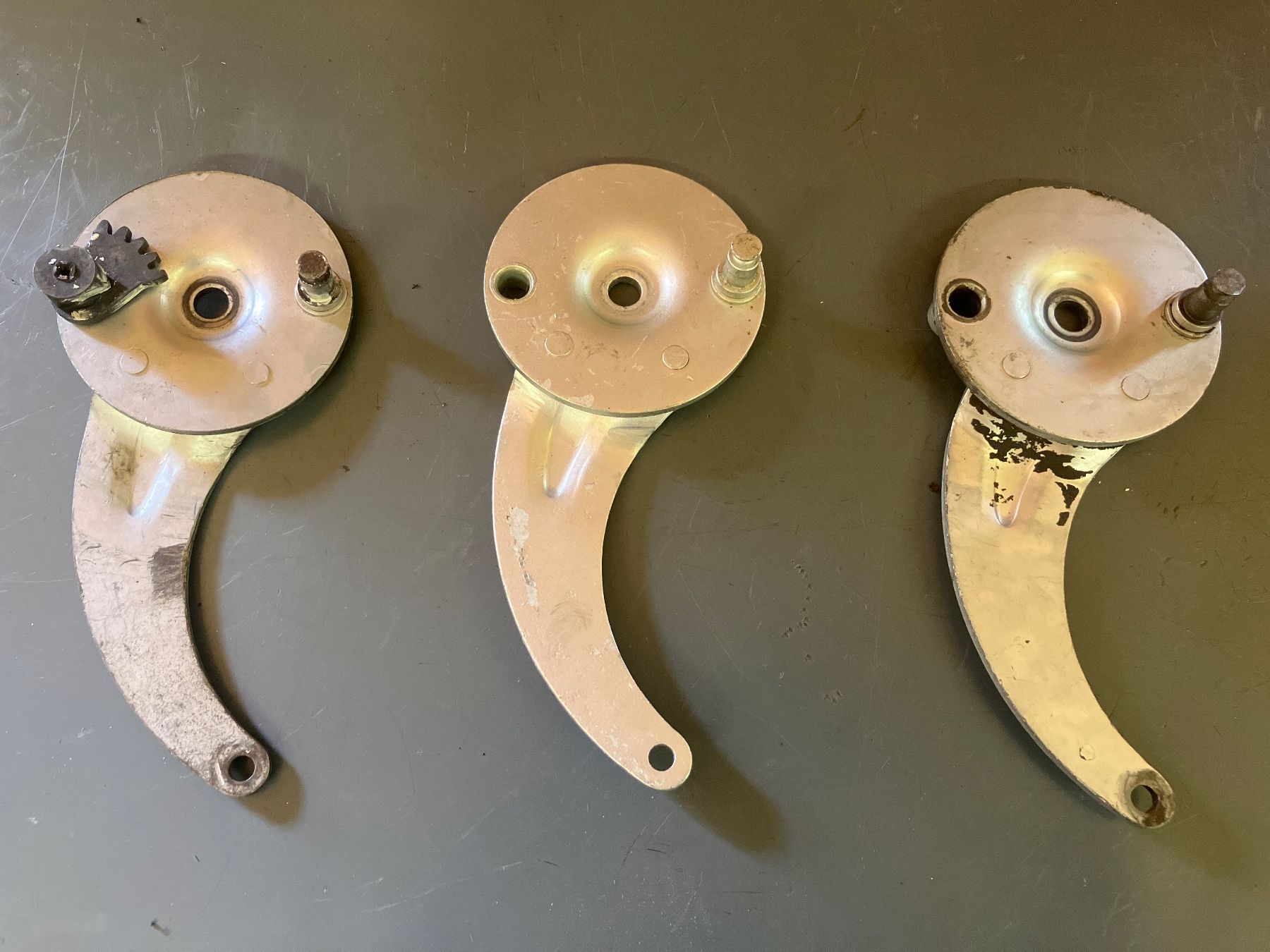 Sachs Ciclomotori: 3x Bremsankerplatten Sachs HR 90 – Usato da Oberriet SG venduto da olli20 1