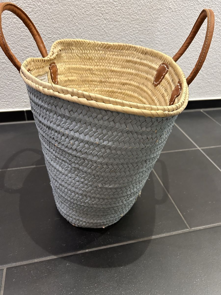 Altro per la casa: Korbtasche von twenty violets, hellblau mit Herz – Usato da Erlinsbach SO venduto da hallon480 1