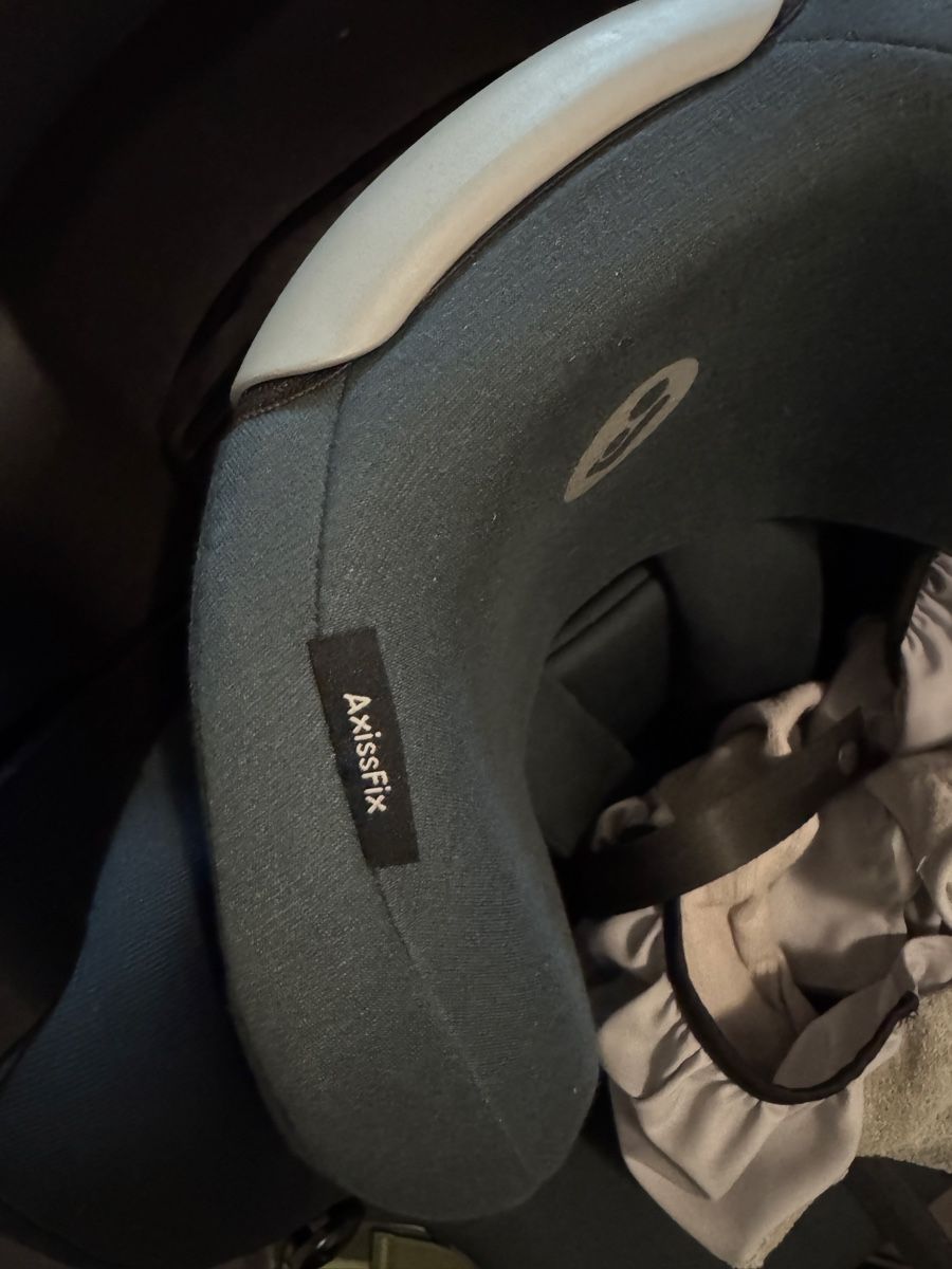 Maxi-Cosi Seggiolini per auto: Maxi Cosi Axissfix Kindersitz – Usato da Wollerau venduto da sepop 5
