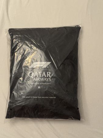 Qatar Airways Pyjiama M NEU Business Class Formula 1 Edition