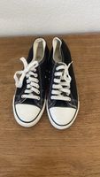Sneakers schwarz Grösse 39 neuwertig