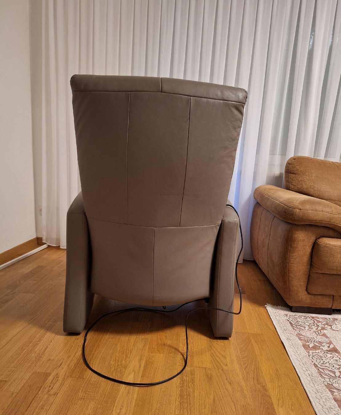 Himolla Sessel: Himolla Elektronischer Relaxsessel Leder Grau – Gebraucht aus Fahrweid von SMILE.5 7