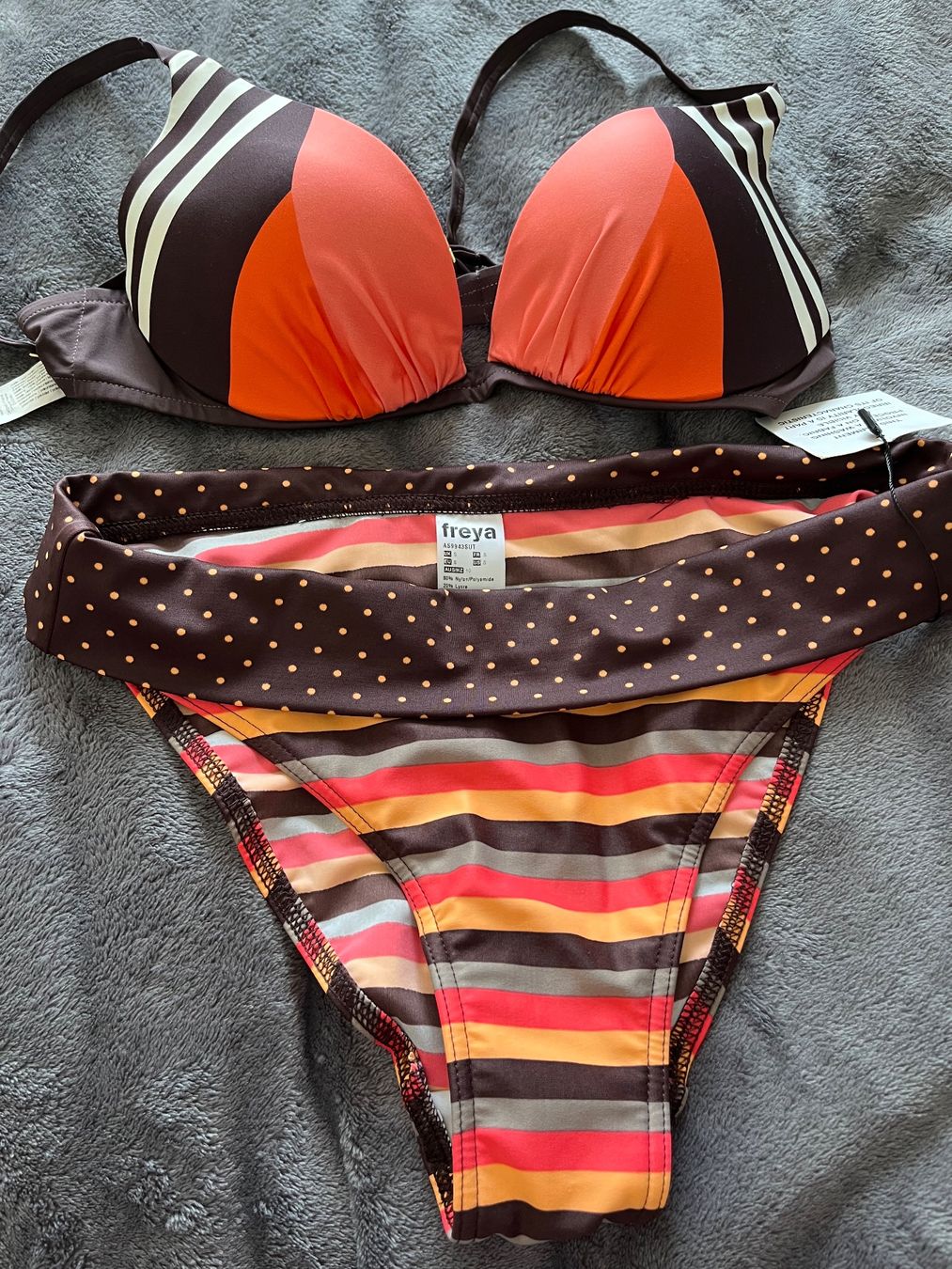 Costumi da bagno & Bikini: Swimsuit new size S – Nuovo (secondo la descrizione) da Chêne-Bougeries venduto da Seetooyoo 9