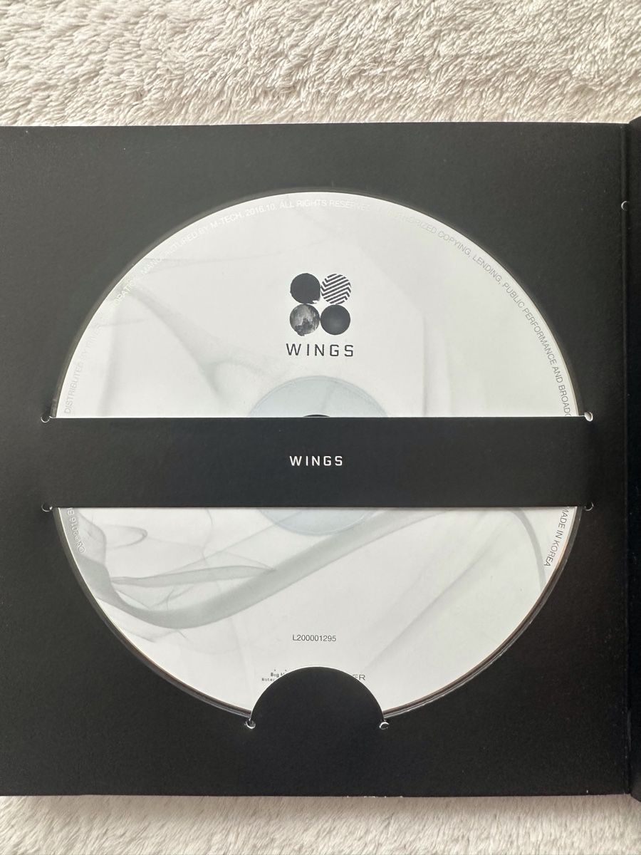 CD: BTS Wings CD  – Nuovo e nell'imballaggio originale da Glattbrugg venduto da sab_989l 2