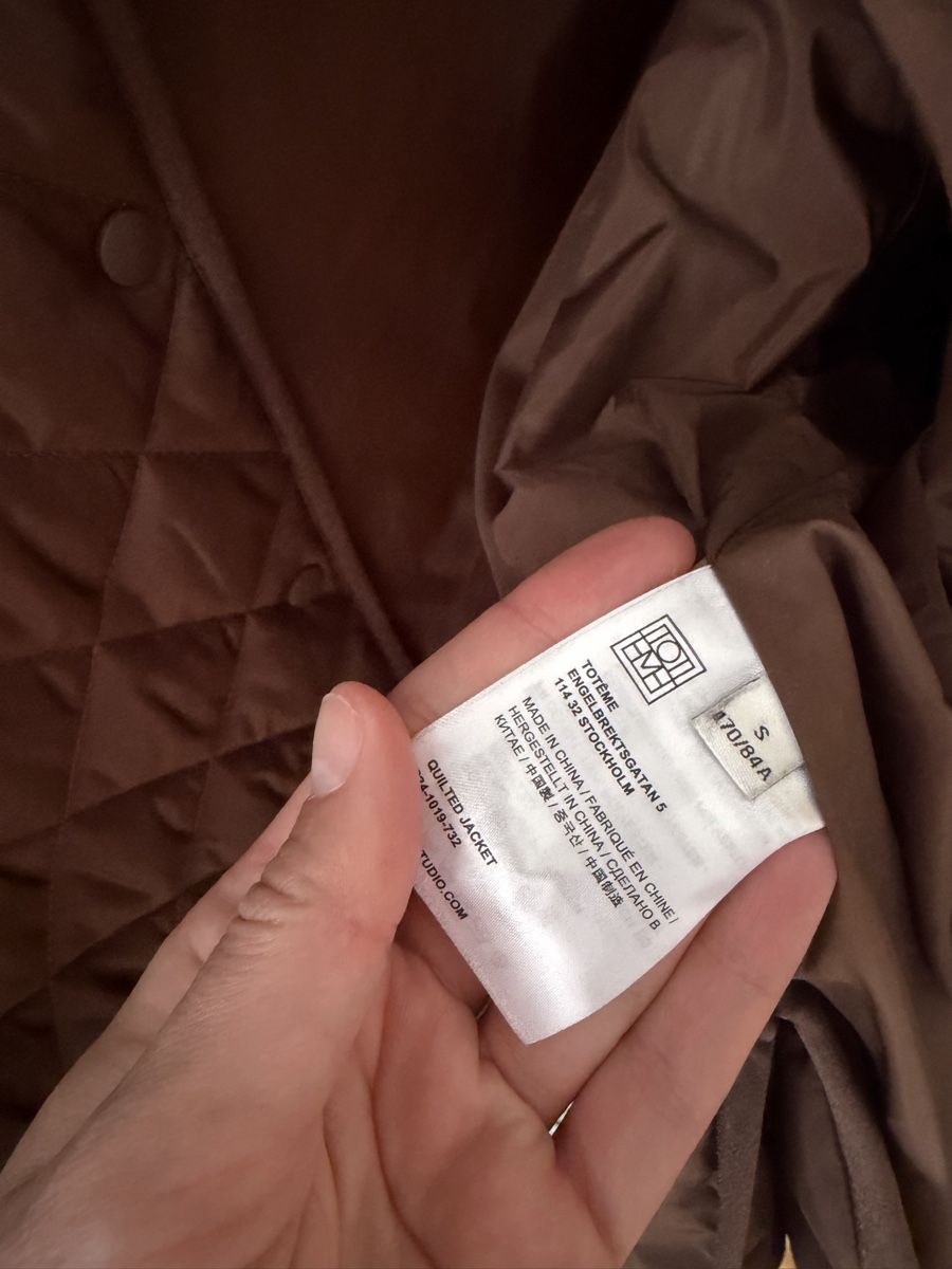 Totême Giacche: Toteme Quilted Jacket size S – Usato da Nyon venduto da dasha107 3