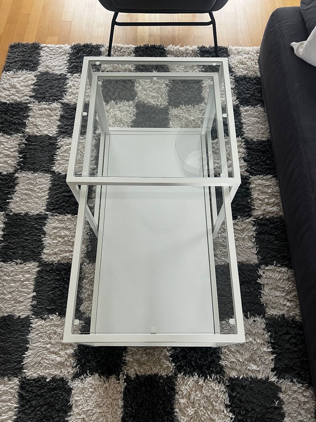 Ikea Tavoli: IKEA White Metal and Glass coffee table – Usato da Adliswil venduto da nat_7q7l 2