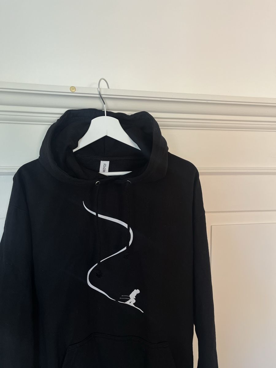 Pullover & Sweatshirts: SKI Kapuzenpullover schwarz Neu – Neu (gemäss Beschreibung) aus St. Gallen von cha_gk52