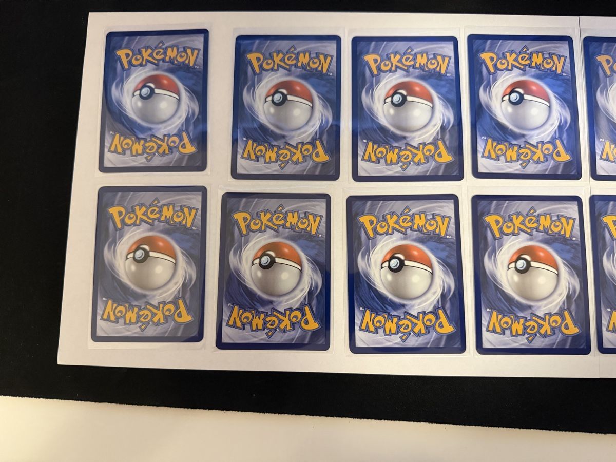 Pokémon Carte collezionabili: 🇬🇧 Pokemon Pikachus 30th – Nuovo (secondo la descrizione) da Winterthur venduto da stipooo97 4