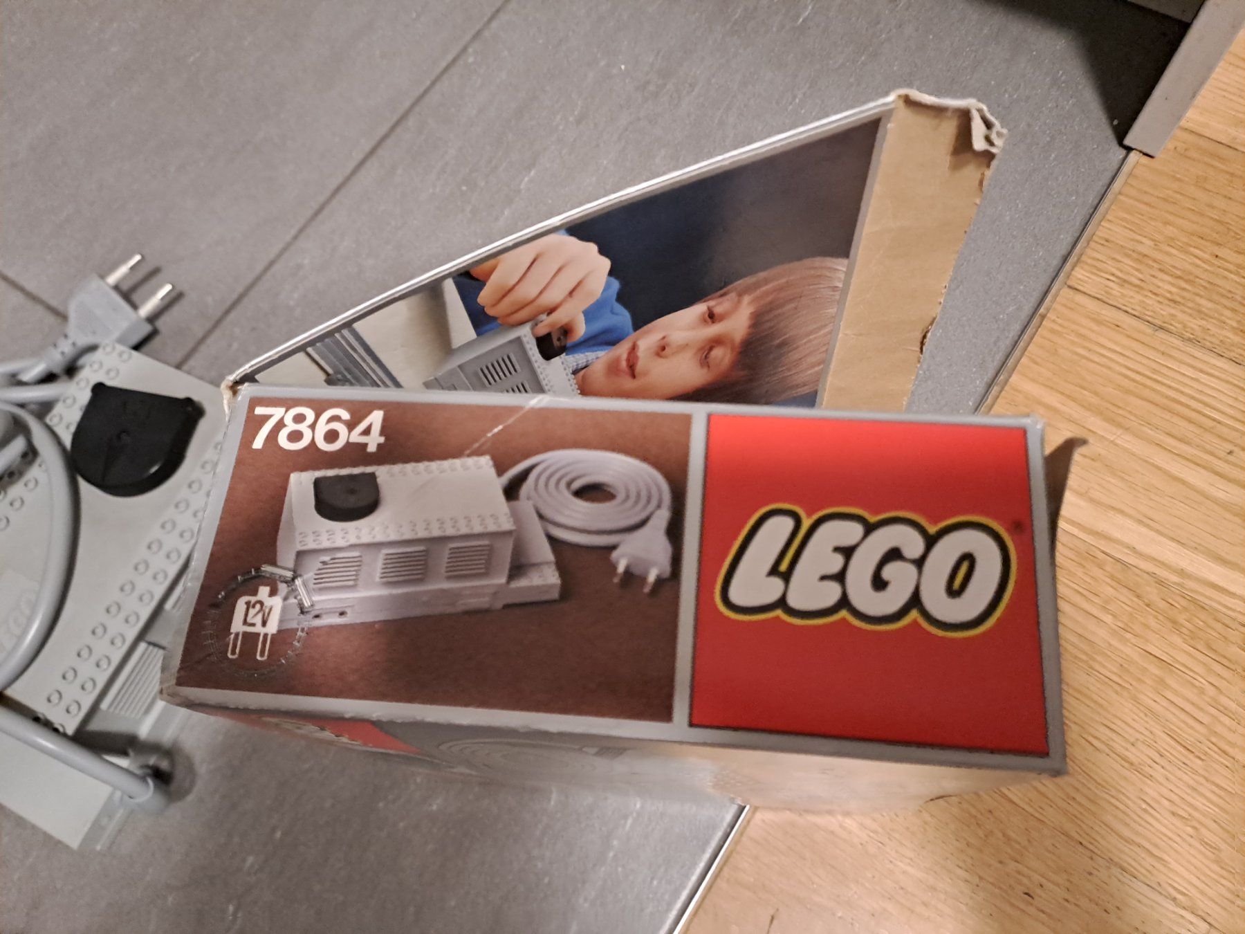 Lego Baukästen: Lego 7864 12 V Volt Transformator Trafo OVO – Defekt aus Aarau von Kaesekuchen2000 2
