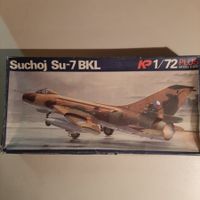 2027 ... Suchoi SU-7 BKL ... KP 25