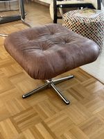 Fusshocker braun mit Knopfheftung, VINTAGE
