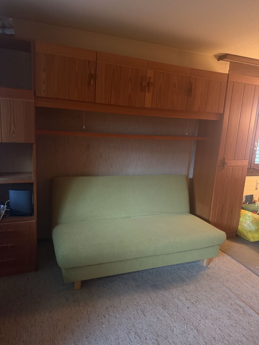 Sofas: Canapé-lit vert avec 2 coussins – Gebraucht aus Zermatt von CyprienJ 2
