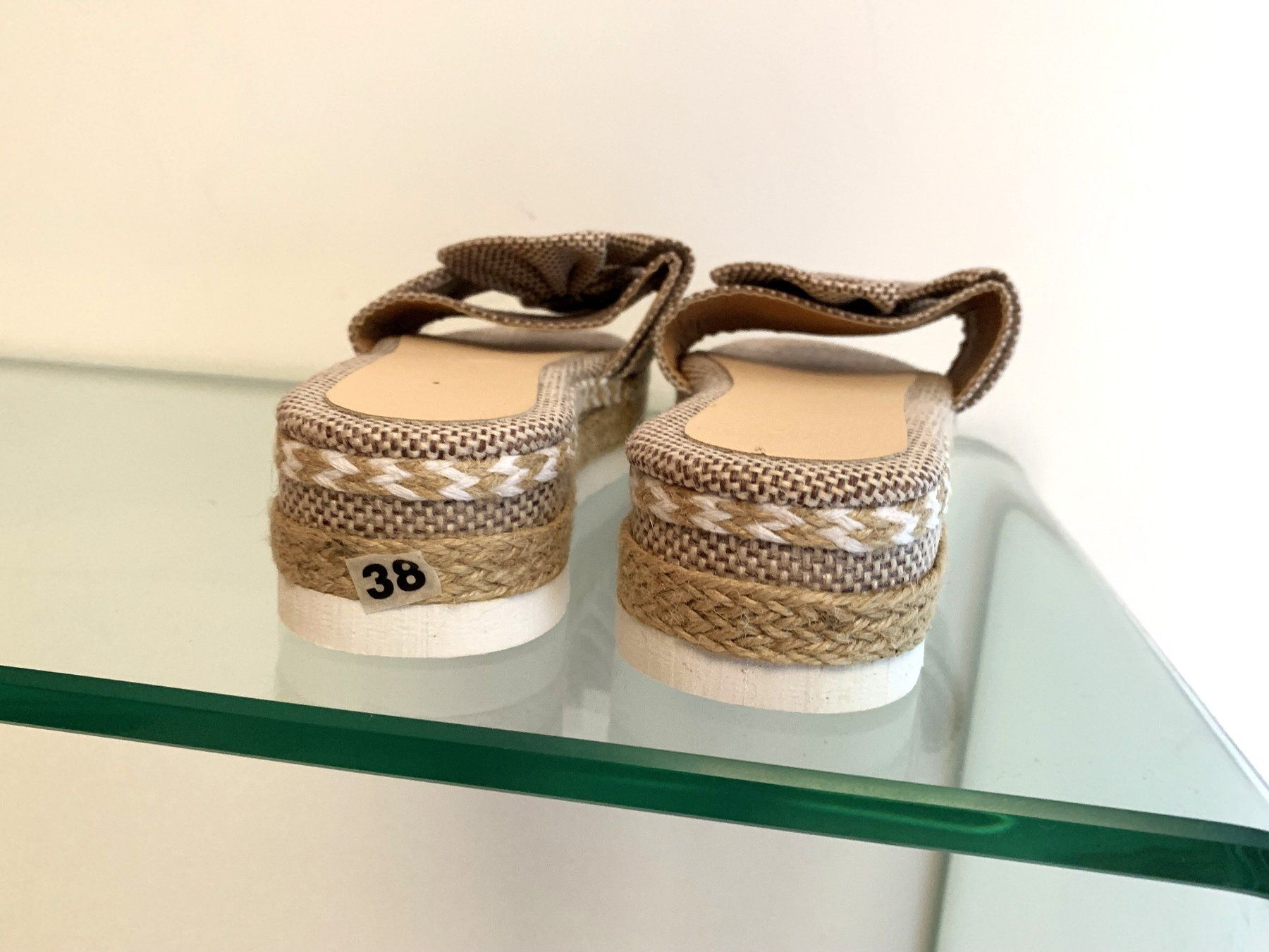 Damenschuhe: BEQUEME SANDALEN **NEU**, GRÖSSE 38 – Neu (gemäss Beschreibung) aus Starrkirch-Wil von Evelyne222 2