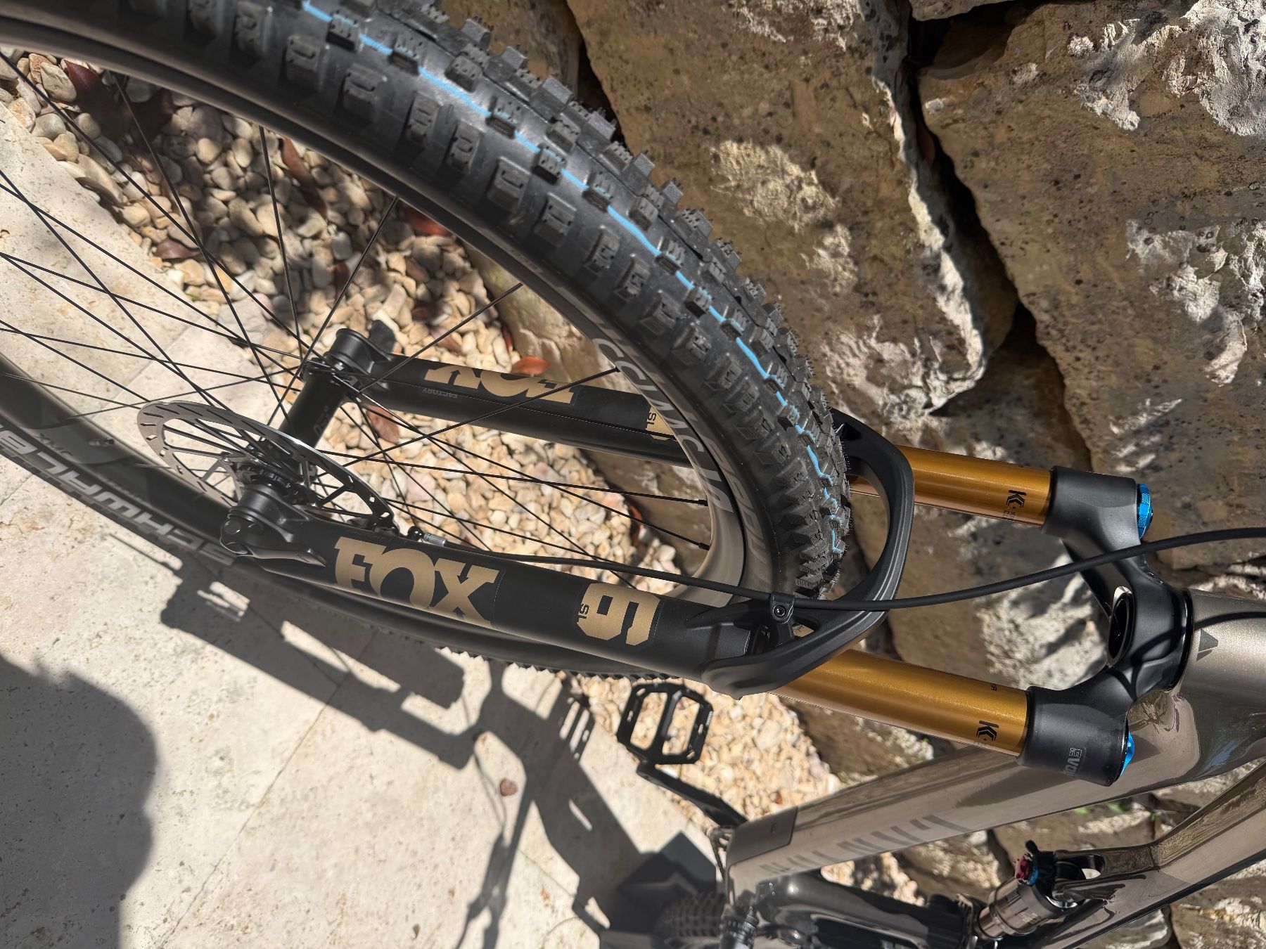 Canyon Velos: Canyon Neuron CF 9 – Neu (gemäss Beschreibung) aus Liestal von Zabor 2