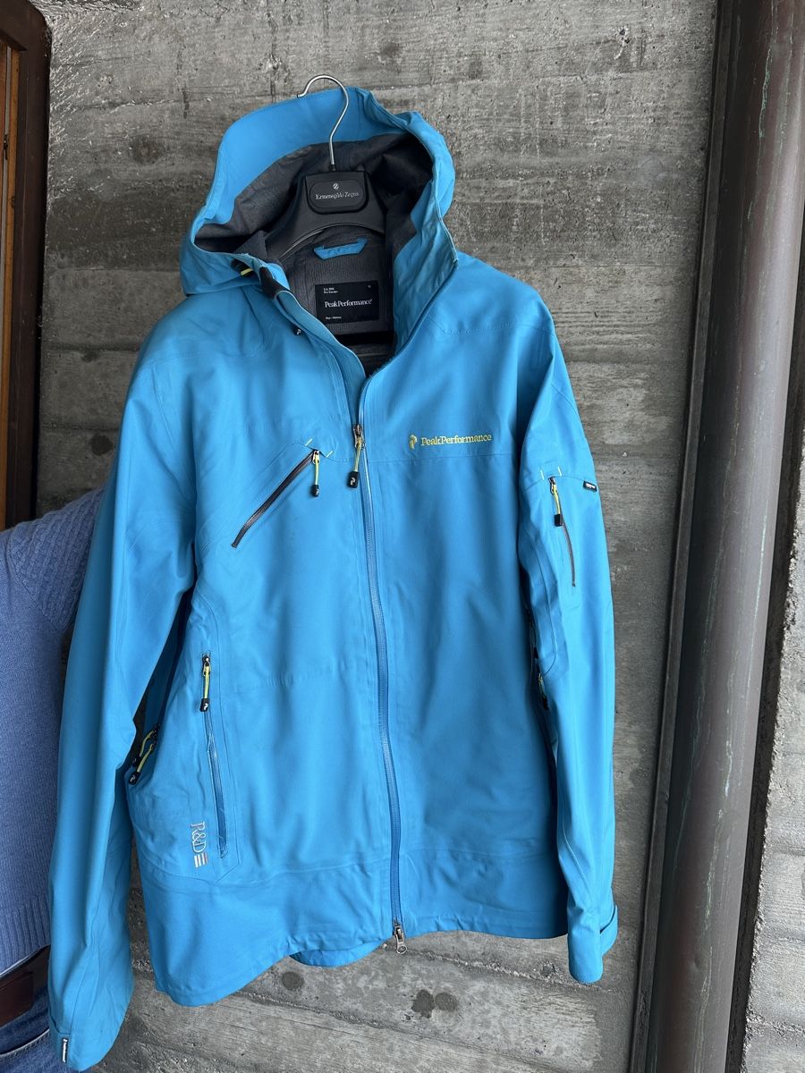 Peak Performance Lotti di vestiti: Peak Performance Heli set, ski jacket+pants, XL, great! – Usato da Langnau am Albis venduto da oha_mys9 1