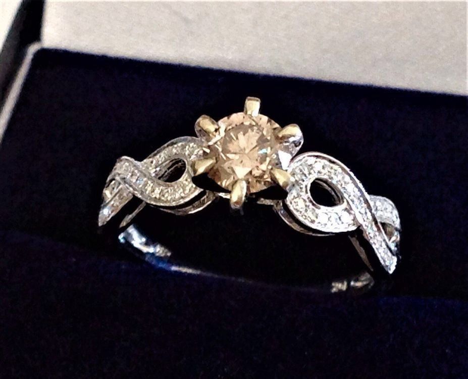 Anelli: *NEU Traum Champagne Diamant-Solitärring – Nuovo e nell'imballaggio originale da Roggwil /BE venduto da elegance45