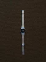 Casio Digitaluhr Metallarmband Silber gebraucht