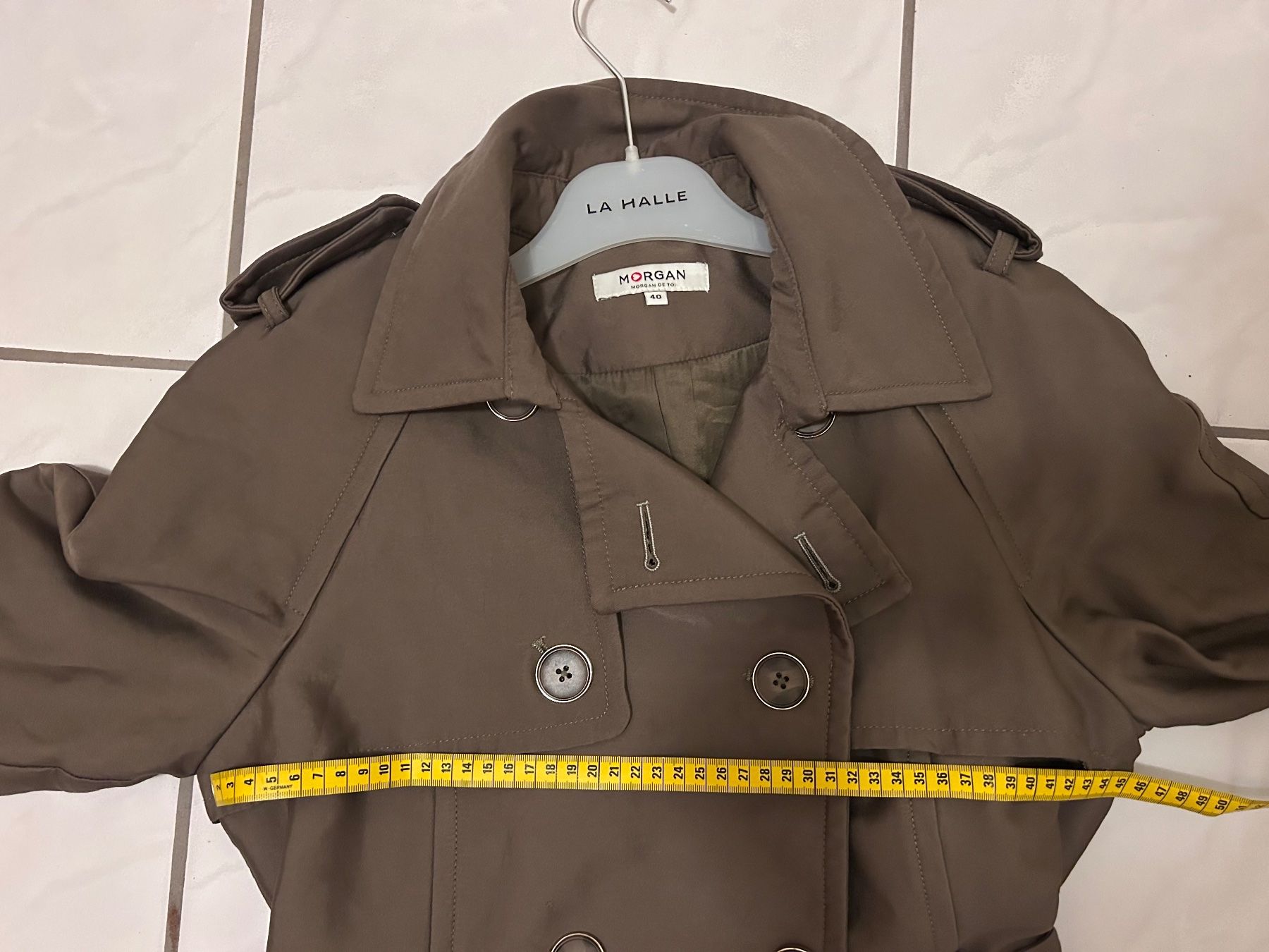 Morgan Cappotti: Trench coat Morgan taille 40 – Usato da Cornaux NE venduto da Zabou22 2