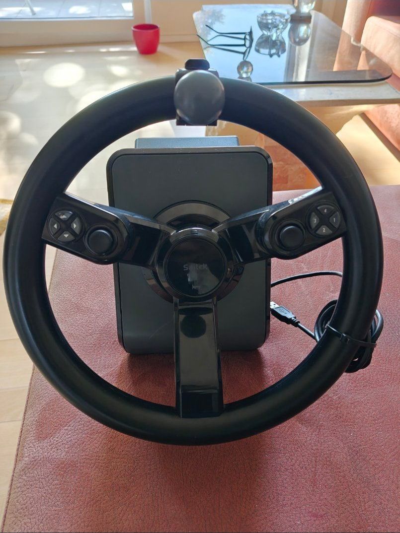 Logitech Controller: Saitek Farming Simulator Lenkrad gebraucht – Gebraucht aus Basel von 69a_5tn8