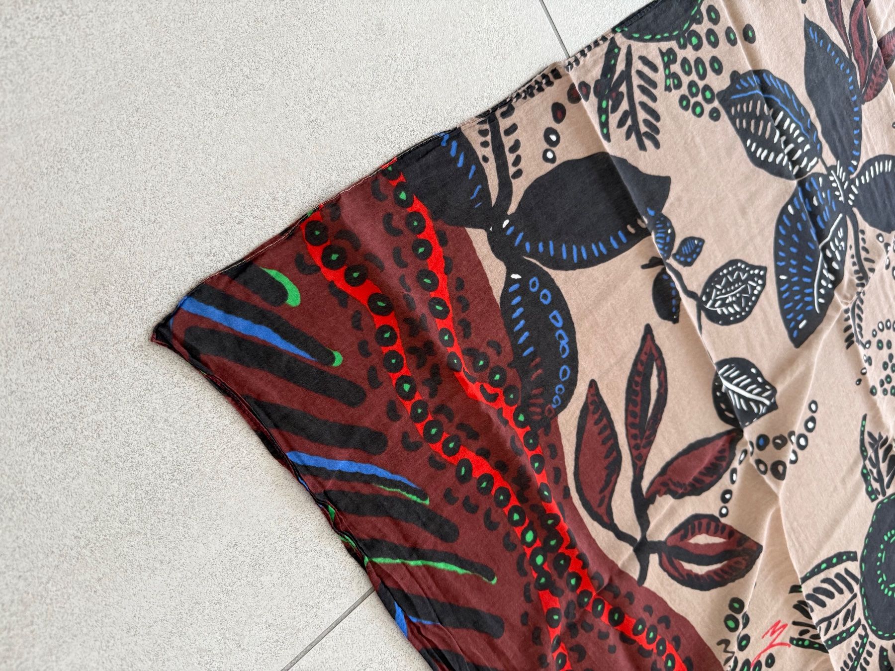 Manila Grace Foulard & Sciarpe: Foulard MANILA GRACE – Usato da Contone venduto da Chaos76 4