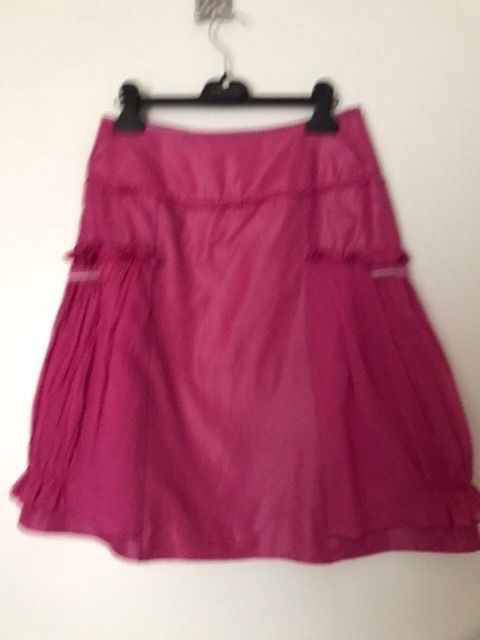 Jupes: Jupe, taille 1, Garella – D'occasion à Boudry par JulieG13 2