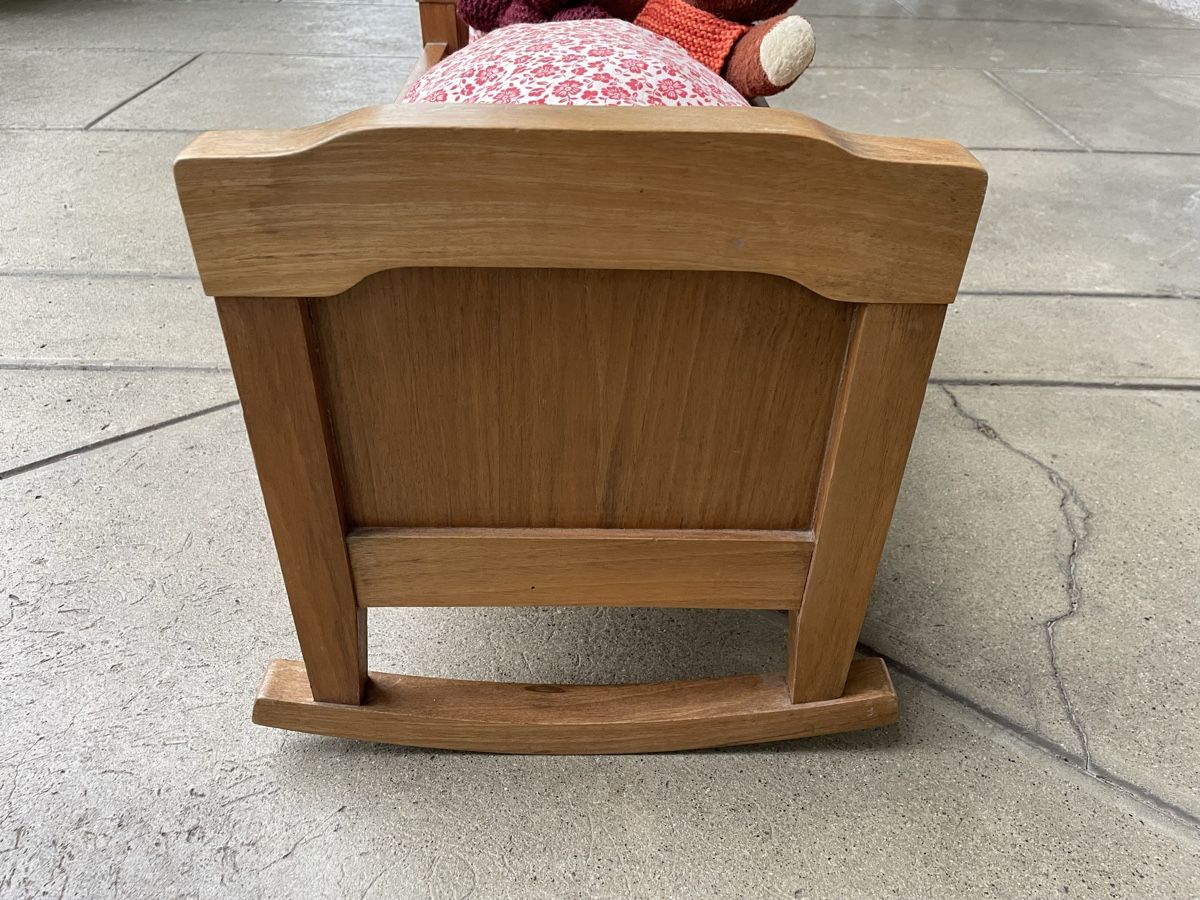 Puppenwagen: Puppenbett mit Kufen – Gebraucht aus Grafenried von CKRi22 2