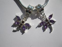 Anhänger, Dangle Libelle versilbert mit lila Strass