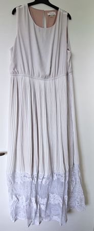 Damenkleid weiss Grösse gr. 48 mit Spitze
