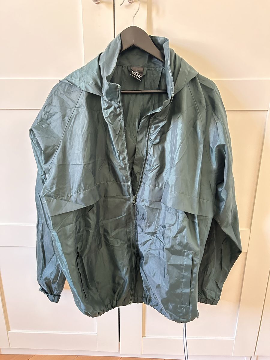 Giacche: Regenjacke – Usato da zürich venduto da Jaz.Oe 1