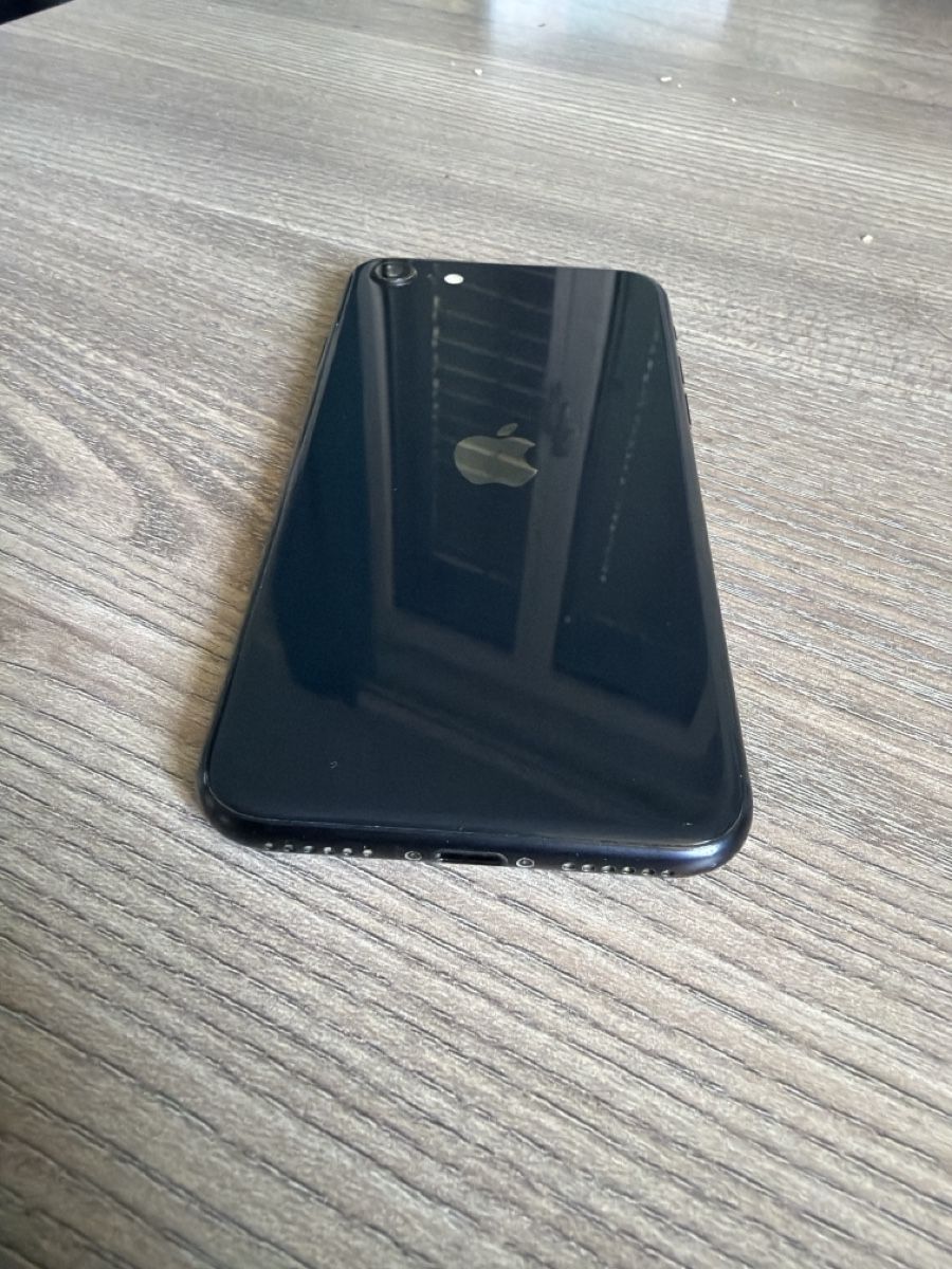 Apple Handys / Smartphones: Iphone SE – Gebraucht aus Winterthur von HomoSapien 3
