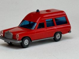 SG-  Wiking Mercedes 200 Feuerwehr Krankenwagen