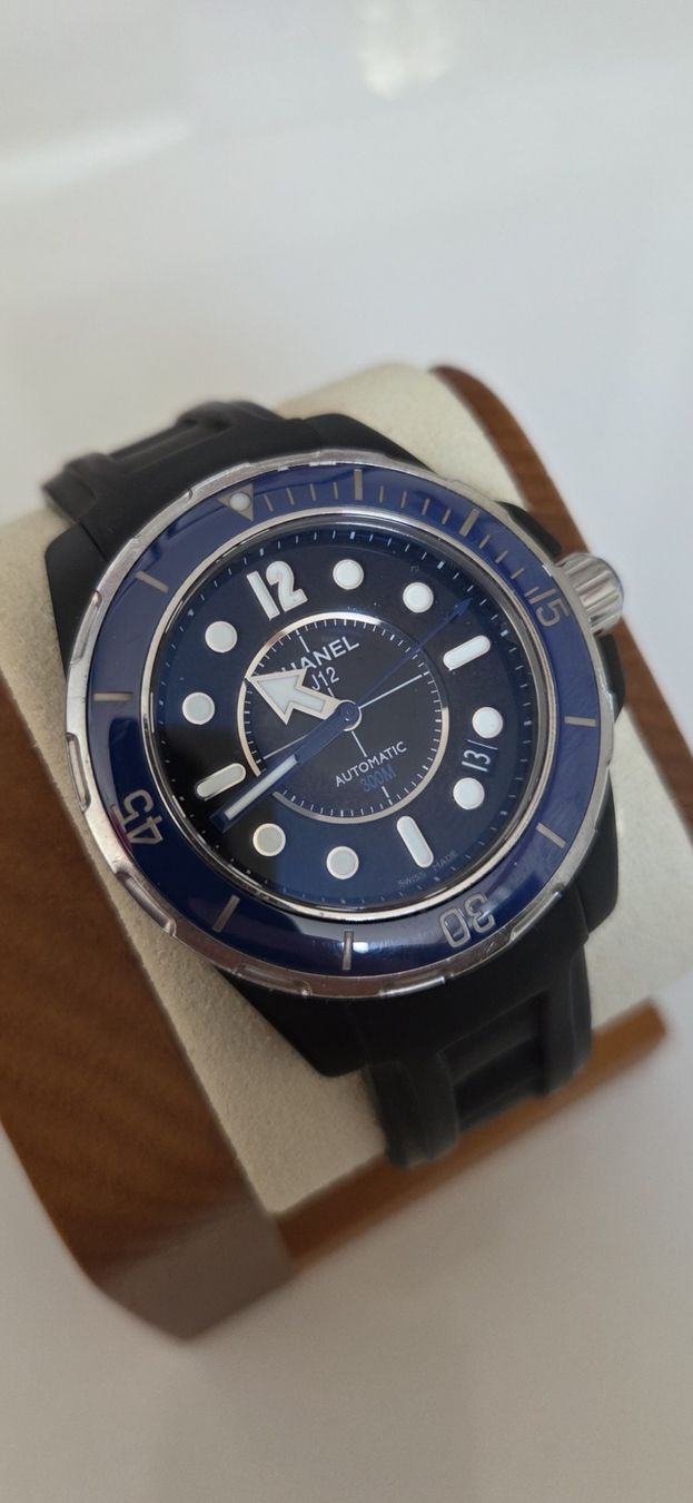 Chanel Orologi: Chanel J12 Marine Blue  – Usato da Savigny venduto da mcwilliams