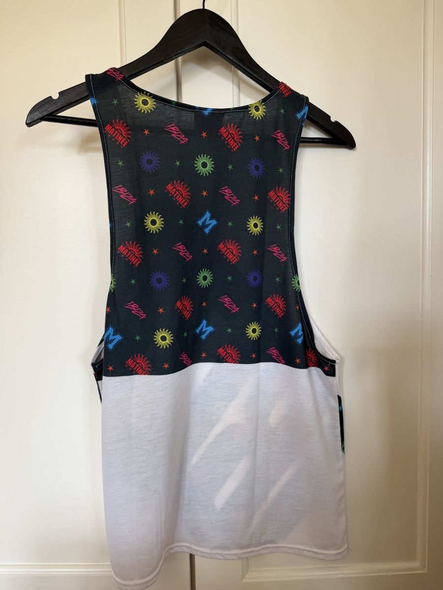 Top: IBIZA Matinée Tank Top - Summer Essential, Size Medium – Usato da Zürich venduto da shop_all 1