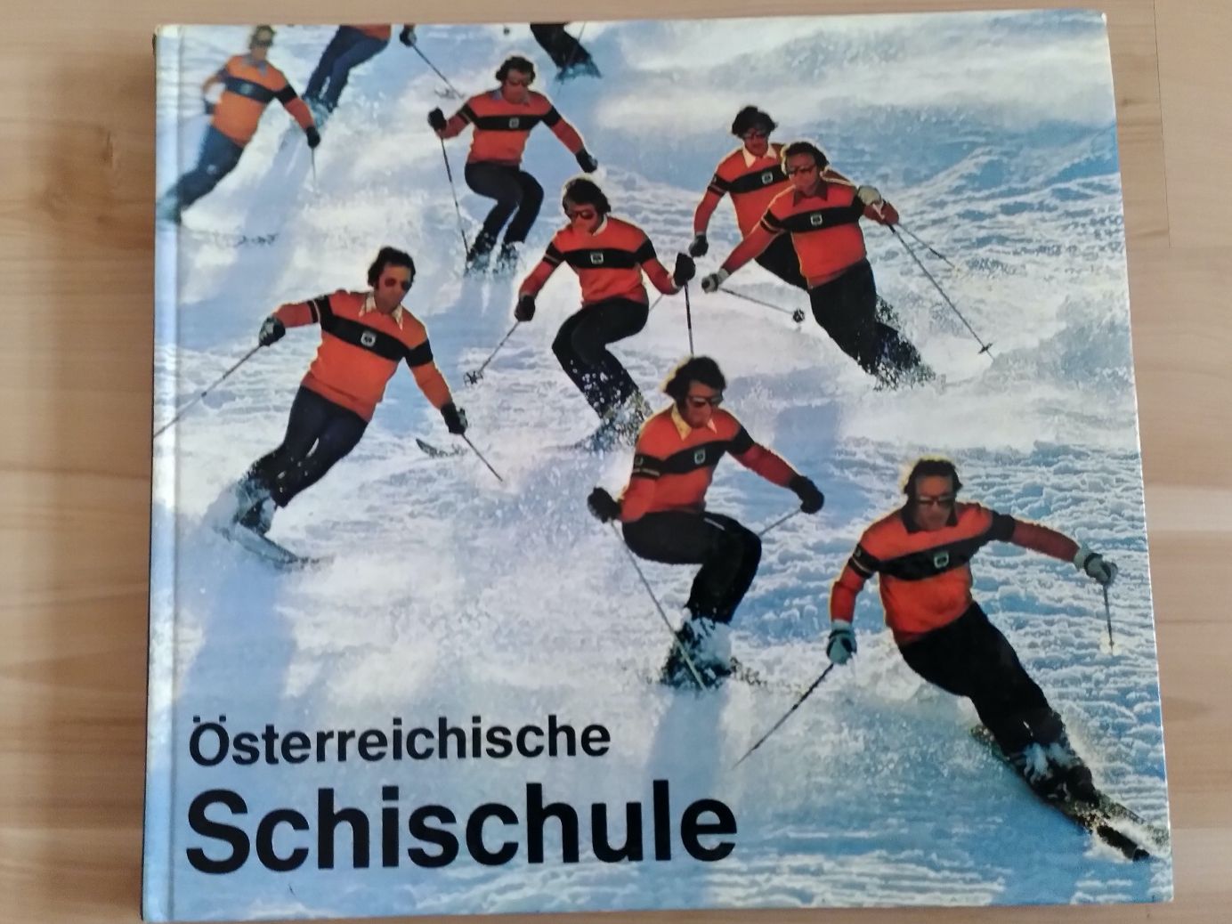 Bücher: ÖSTERREICHISCHE SCHISCHULE – Gebraucht aus Brugg AG von olamim