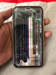 Apple Monitor: iPhone 11 Display/Backglass Reparatur – Usato da Zürich venduto da Mic_nzr5