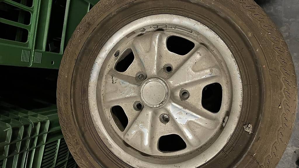 Felgen: 3 Felgen zu NSU Ro 80 – Gebraucht aus Bern von daskannweg