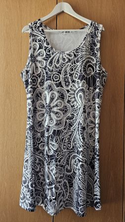 Sommerkleid, neiwertig, Gr. 1-2XL
