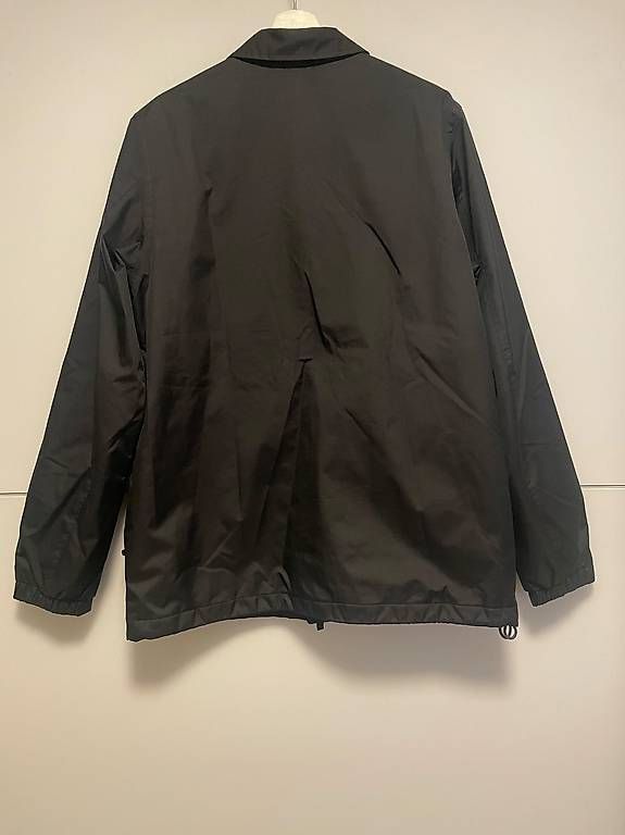 Jacken: Nike SB Coach Winterjacke Schwarz – Gebraucht aus Luzern von _Luccer 4