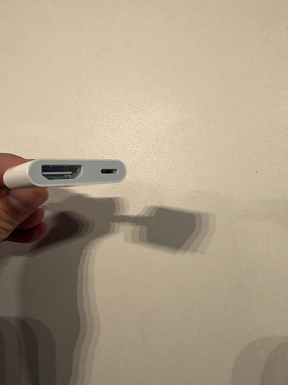 Apple Unità & Adattatore: Apple Adaptateur AV numérique Lightning HDMI – Usato da St-Sulpice VD venduto da barcelonaboy 3