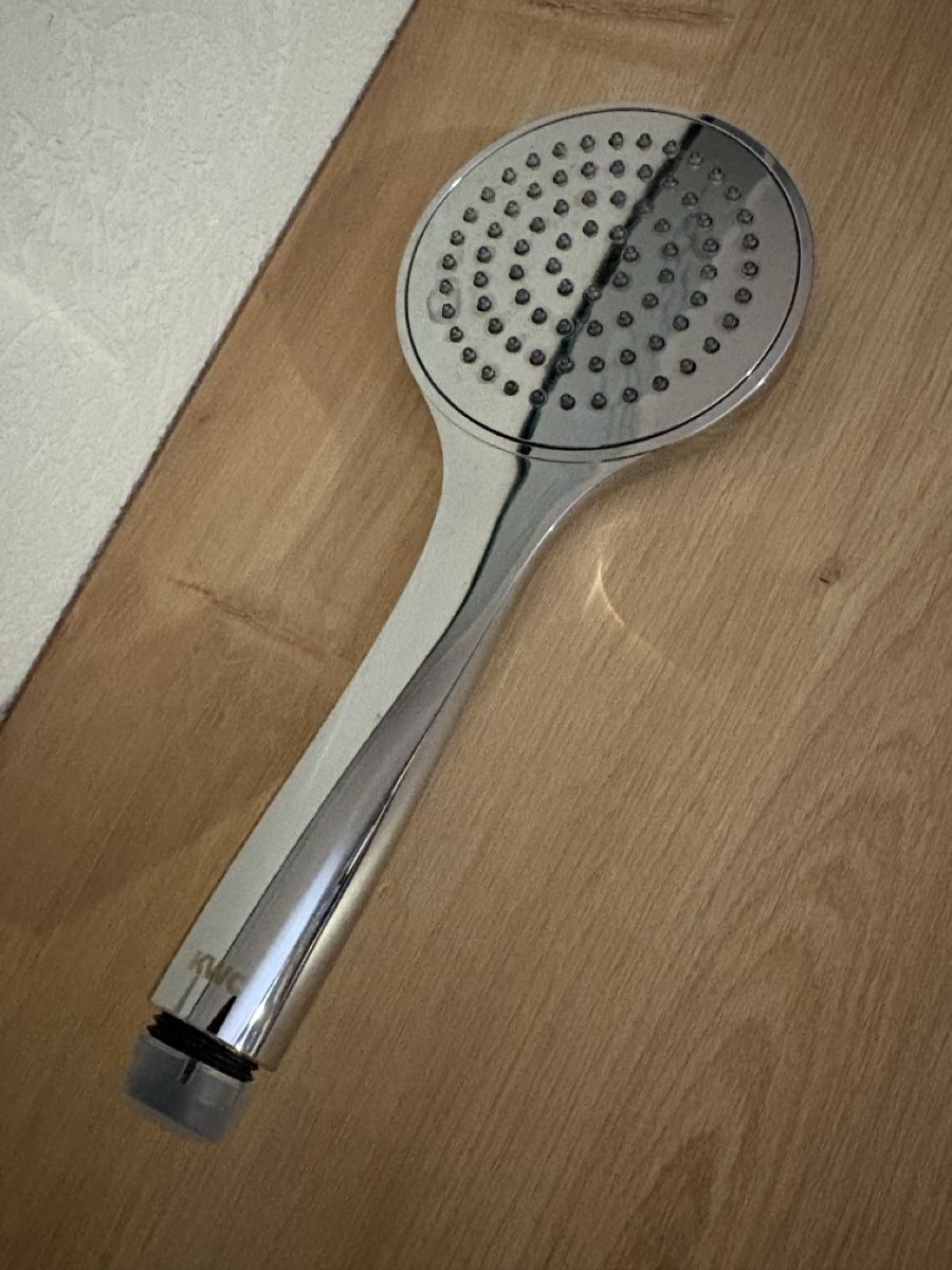 Kwc Soffioni doccia: KWC Duschbrause Handbrause Chrom gebraucht – Nuovo (secondo la descrizione) da Wetzikon ZH venduto da mic_ssc8