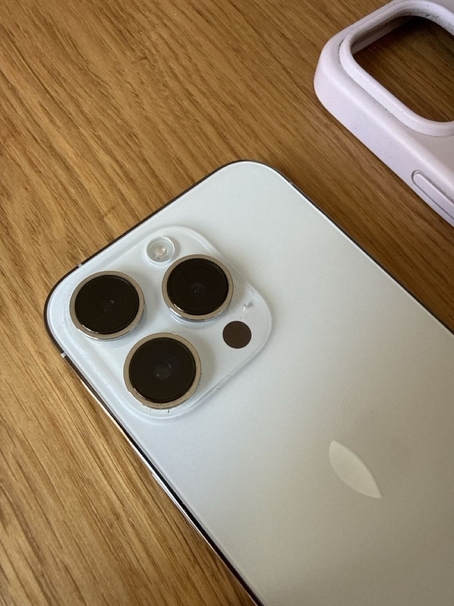 Apple Handys / Smartphones: Iphone 14 Pro 128 GB  – Gebraucht aus Genève von cha_2kvl 1