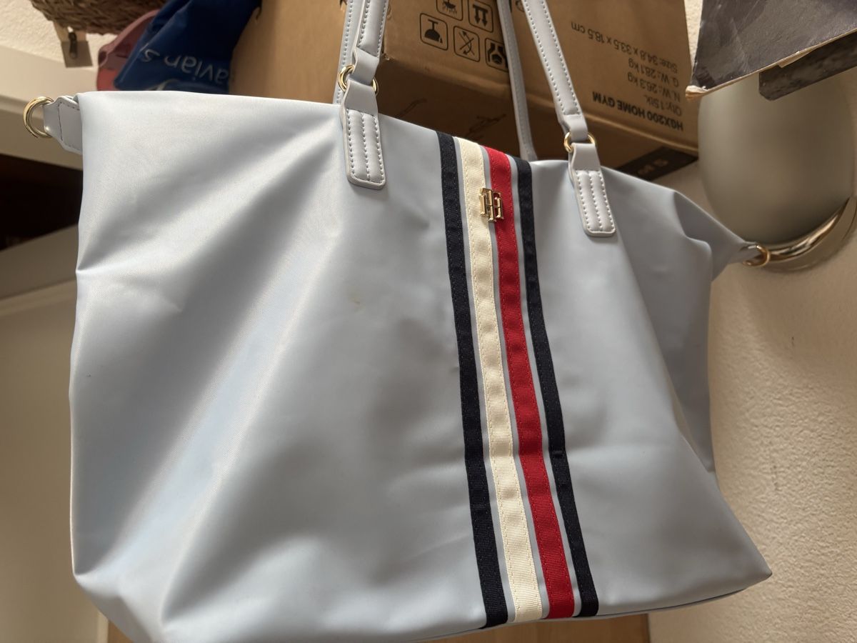Tommy Hilfiger Borse: Thommy Hilfiger Tasche Neu – Nuovo (secondo la descrizione) da Diepoldsau venduto da bis_c7qp