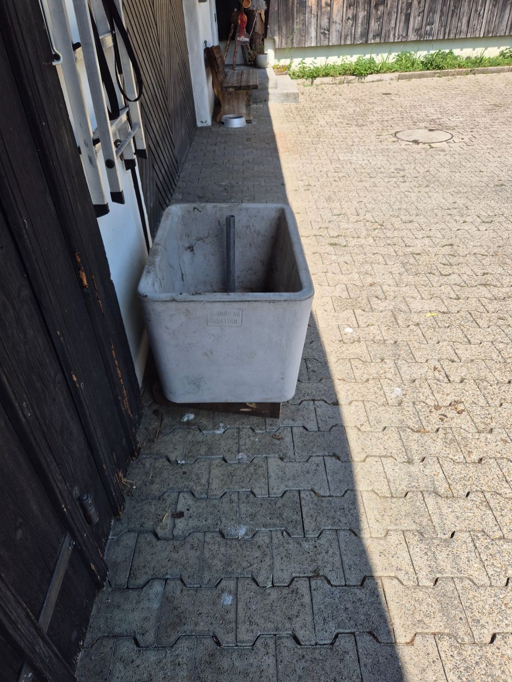 Etangs & Fontaines déco.: Brunnentrog Betontrog – Neuf avec emballage d'origine à Stein AR par Bienli4 7