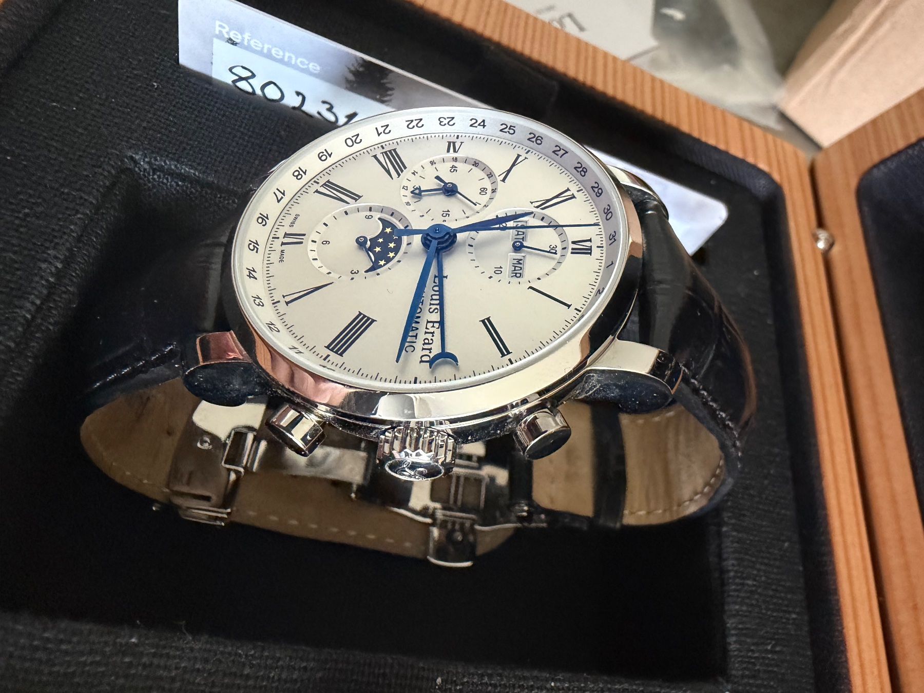 Louis Erard Orologi: Louis Erard excellence chronograph moonphase – Usato da La Chaux-de-Fonds venduto da cur_6qhf